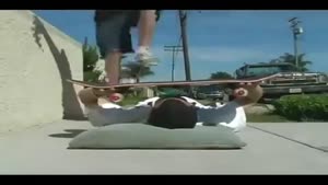 Face crushing skateboard stunt