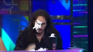 Ross Noble with foam