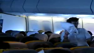 Pillow Fight Breaks Out On Airliner