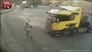 Guy Gets Thrown Out Of Truck