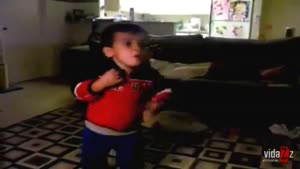 3yo Does The Thriller Dance