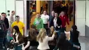 Amazing Flashmob in an Airport