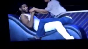 Usher Kicked In Face By Fan