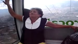 Columbian Woman's Paralyzing Fear Of Heights