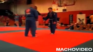 Dude KO's Himself
