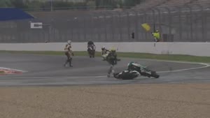 Racing Motorcycles Keep Going In Circles