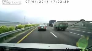 Scary Accident On Chinese Highway