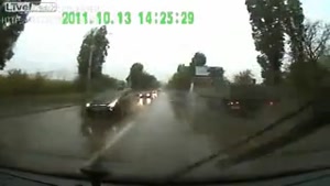 Blind Overtaking In Heavy Rain