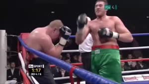 Boxer Embarrasses Himself