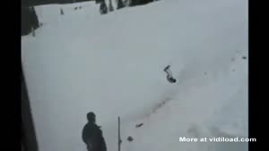 Amazing Skier Almost Fails