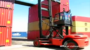 Unloading Heavy Containers