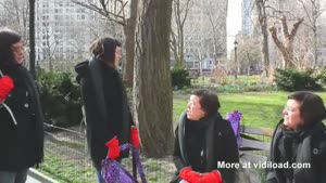 Identical Quadruplets Amaze Passer-by's