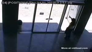 Dumb Blonde Doesn't Understand Automatic Door