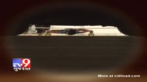 5yo Kid Roller Skates Under 26 Cars