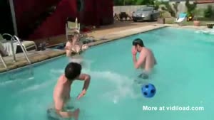 Dude Shits In Pool