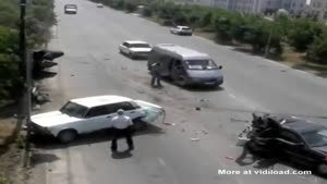 BMW X6 Drives Away From Crash
