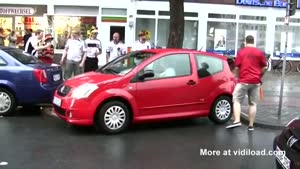 Woman Parking Her Car Gets Encouraged By Fans