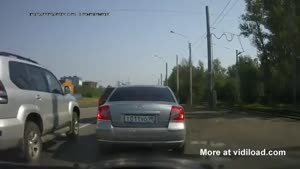 Driver In SUV Gets His Revenge