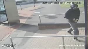 Robber Chooses The Wrong Store