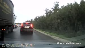 Russian Douchebag Overtaking Gone Wrong