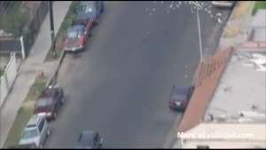 Bankrobber Throws Money Out Of His Car Window