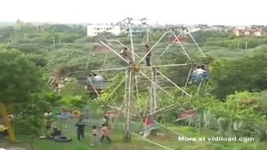 Eco-Friendly Ferris Wheel