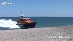 Unusual Manouvre Carried Out By Rescue Boat