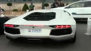 Valet Crashes Lamborghini Aventador