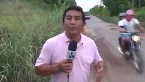 TV Reporter Shows Dangerous Road