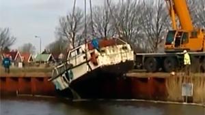 Hoisting Boat Fail