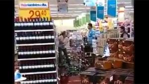 Woman Creates Havoc In Supermarket