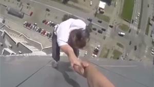 Suicidal Rooftop Stunts