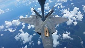 Midair Refueling F22 Raptor