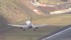 Crosswind Landings At Madeira Airport
