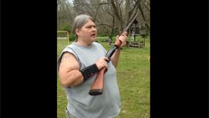 Redneck Mom Declares War On Social Media