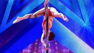 Sexy Pole Dance On Italia's Got Talent