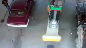 Stupid Fail At Gas Station