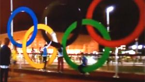 Slum Kid Breaks Olympic Rings