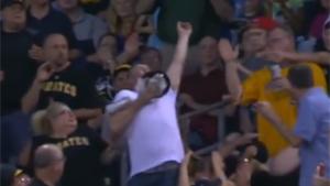 Hilarious Foul Ball Catch Fail