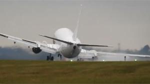 Near Plane Crash During Crosswind Landing