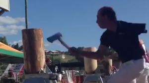 One Armed Man In Lumberjack Competition