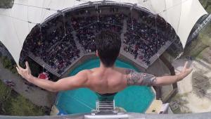 Spectacular Jump In Pool