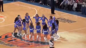 New York Knicks cheerleader fail